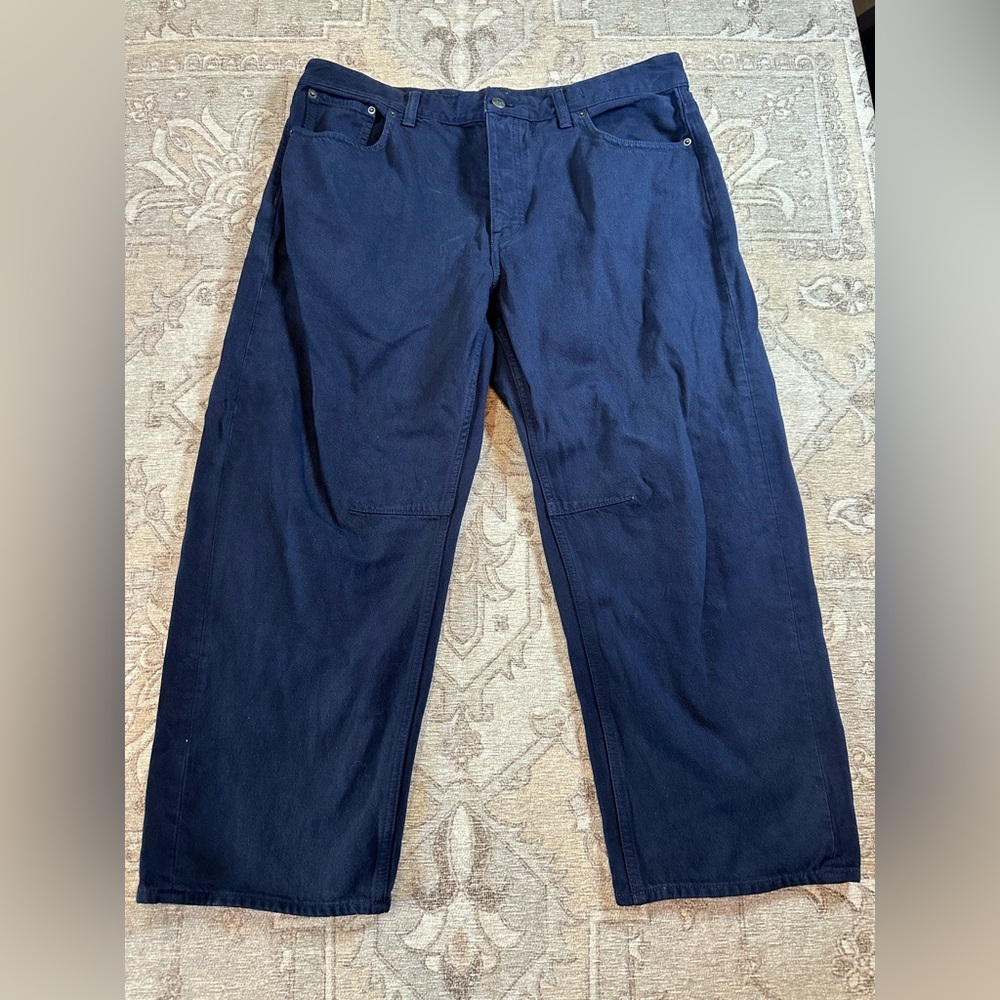Madewell The Darted Barrel Leg Jean - Picture 8 of 14